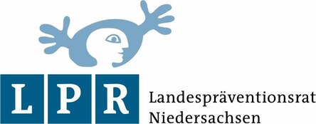 Logo mit der Aufschrift LPR darüber ein Piktogramm welches einen Kopf mit zwei Händen links und rechts darstellen soll, recht da neben die Aufschrift: Landespräventionsrat Niedersachsen