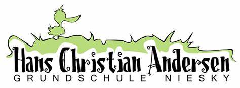 Das Bild zeigt das verschnörkelte Logo der Grundschule. Oberhalb des Namen »Hans Christian Andersen« ist eine hellgrüne Wiese mit dem Umriss einer Ente abgebildet.