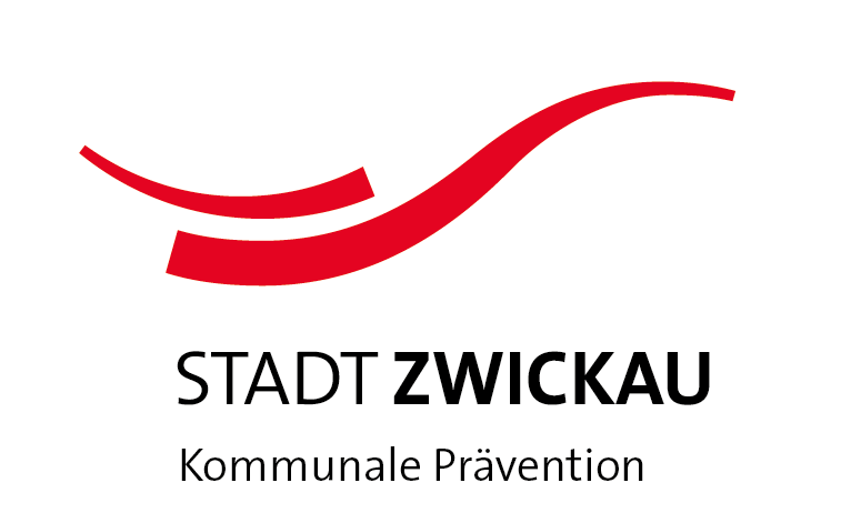 Auf weißem Grund ist eine rote Welle und darunter steht in schwarzer Schrift "Zwickau". In der dritten Zeile steht "Kommunale Prävention".